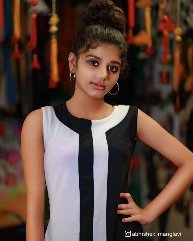 Nivedya R Sankar: Check Out the Wiki, Age, Biography, Family, YouTube, and 25+ Beautiful Photos 19