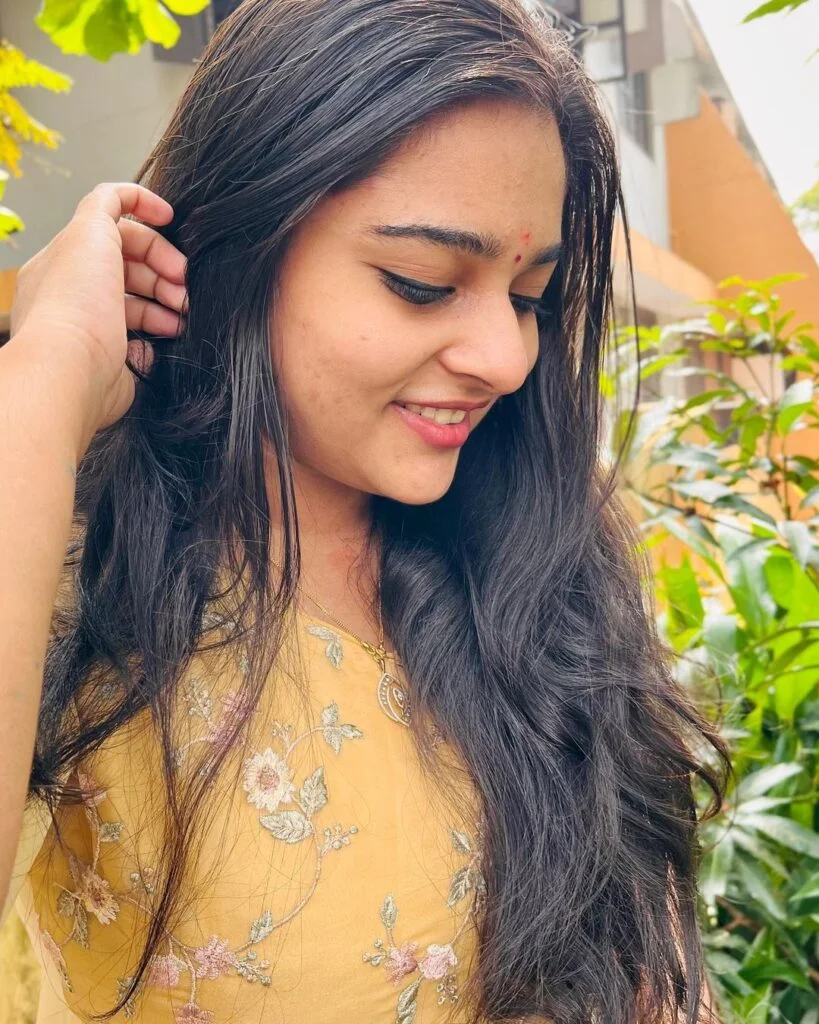 Parvathy Murali: Check Out the Wiki, Age, Biography, Family, Youtube, and 19+ Beautiful Photos 14