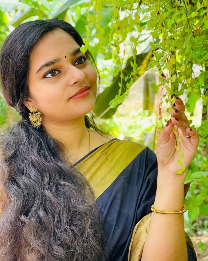 Parvathy Murali: Check Out the Wiki, Age, Biography, Family, Youtube, and 19+ Beautiful Photos 5