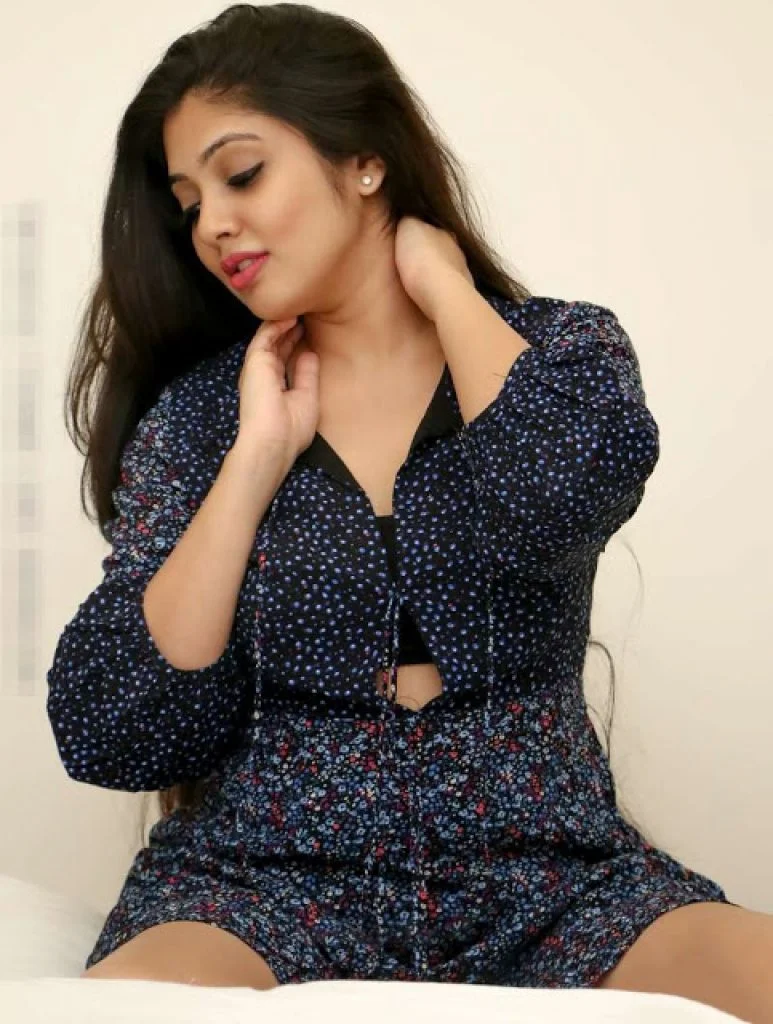Veena Nandakumar Hot and Bold 50+ Photos Will Blow Your Mind Away 45