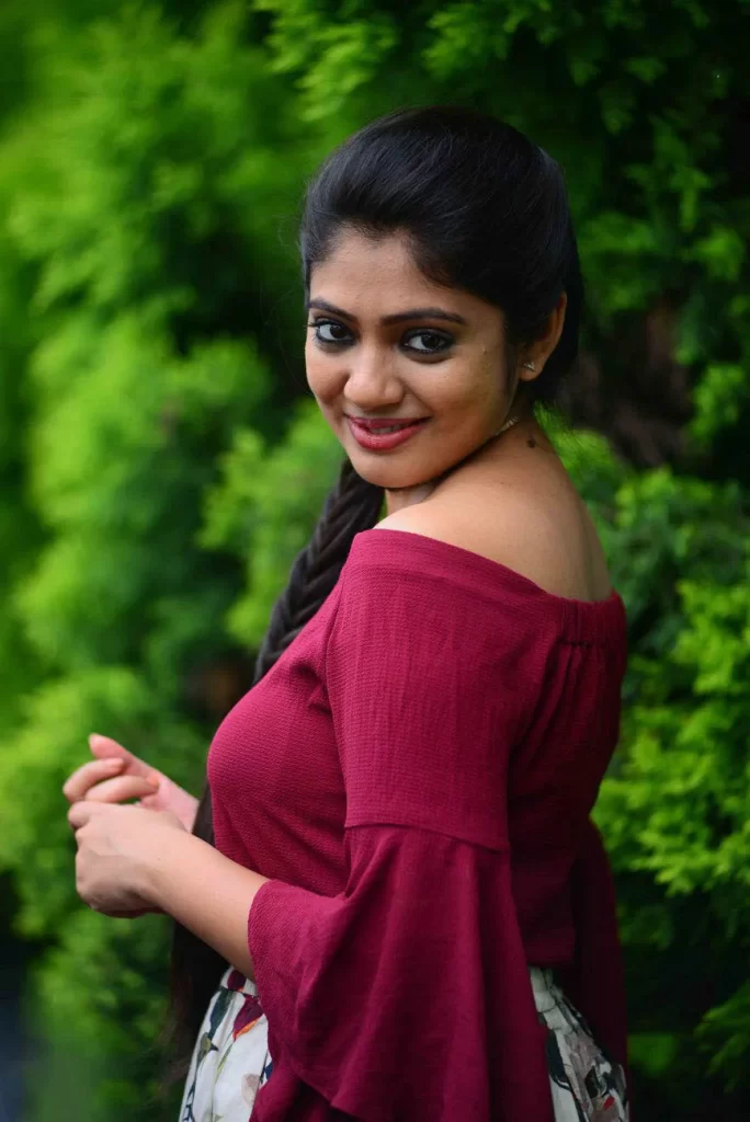 Veena Nandakumar Hot and Bold 50+ Photos Will Blow Your Mind Away 15