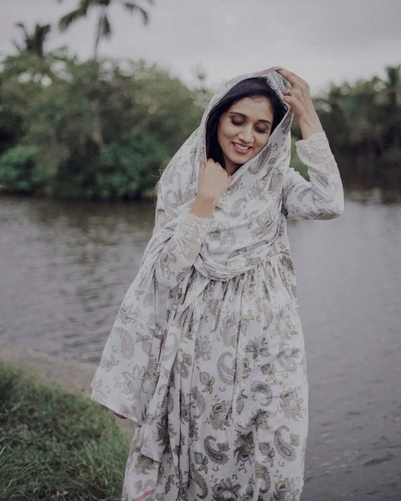 Neeha Riyaz: 22 Dazzling Photos That Highlight Their Unique Style and Personality 6