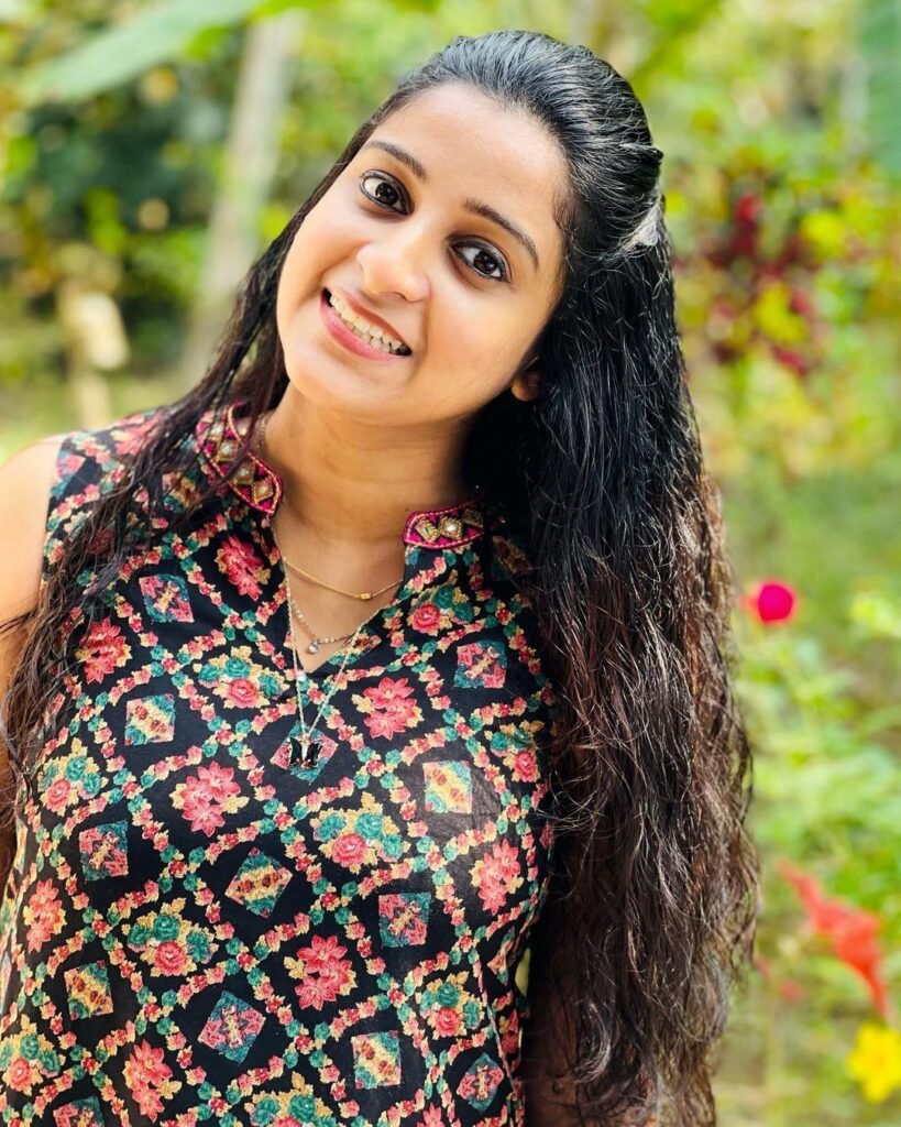 Anagha Stibin: Check Out the Wiki, Age, Biography, Family, and 22+ Beautiful Photos 21