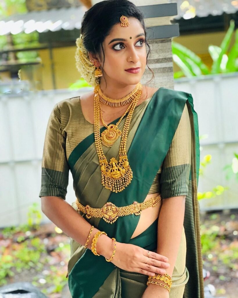 Anagha Stibin: Check Out the Wiki, Age, Biography, Family, and 22+ Beautiful Photos 12