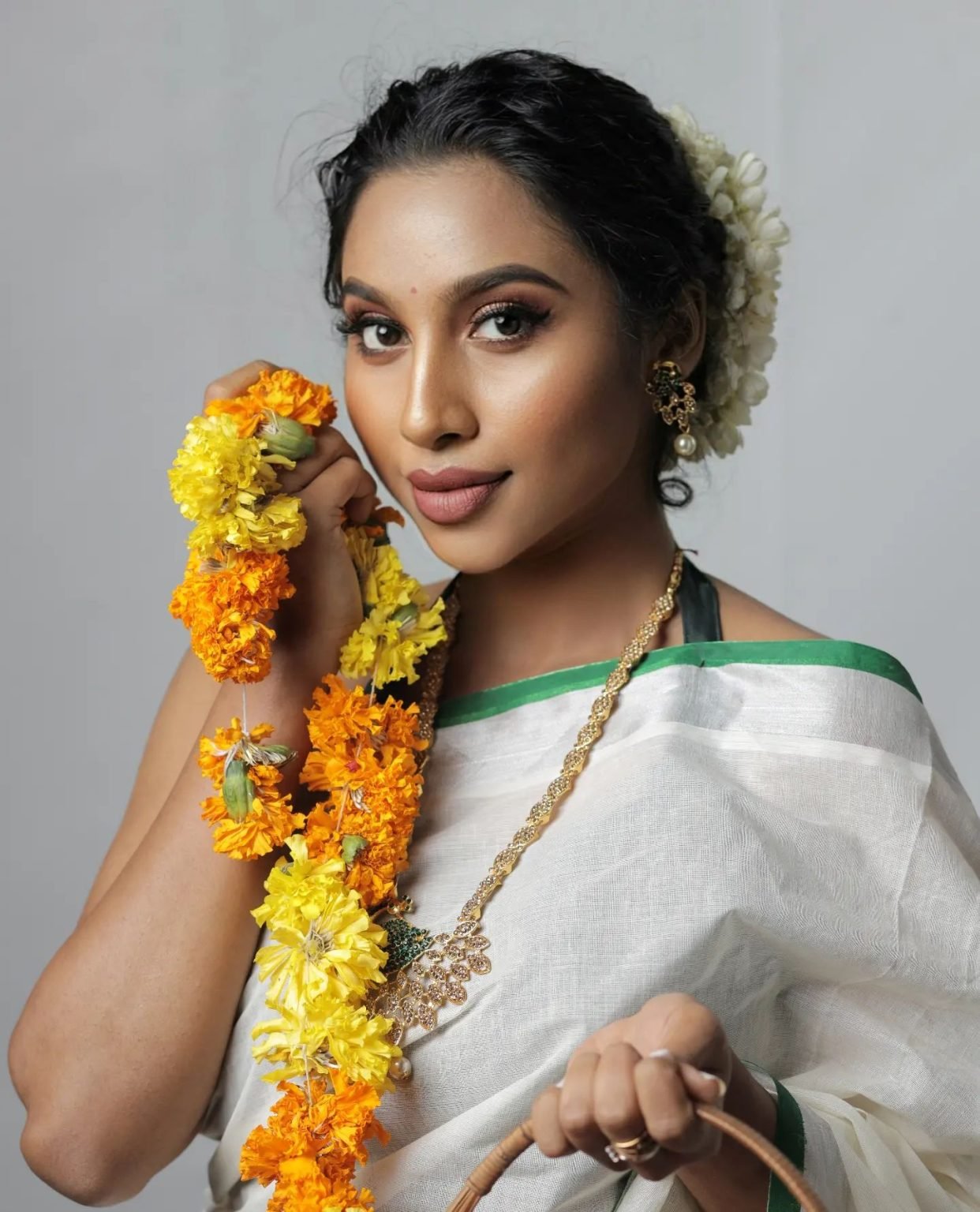 Anjana Mohan: Check Out the Wiki, Age, Biography, Family, and 30 ...